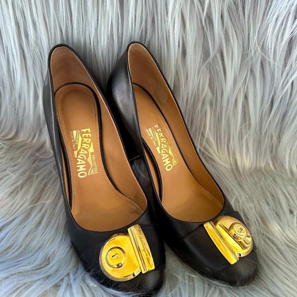 Authentic Ferragamo shoes